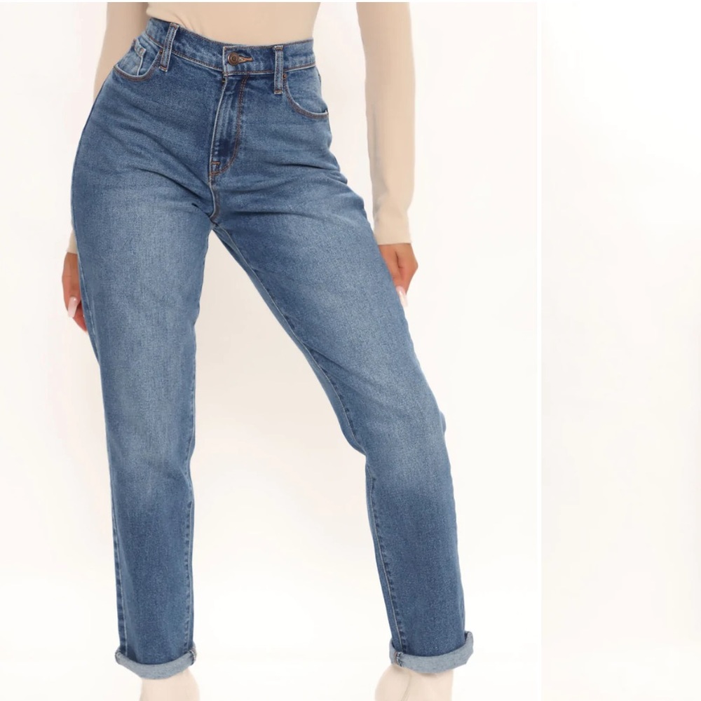NWT High waisted mom jeans